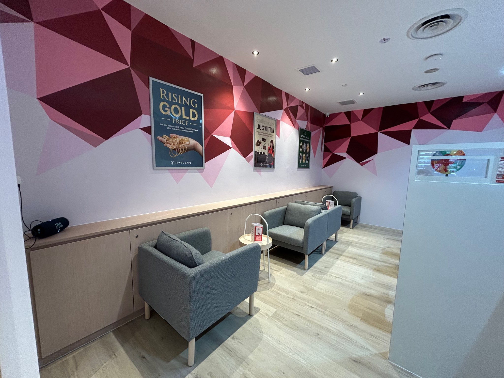 Jewel Cafe Junction 8 interior design